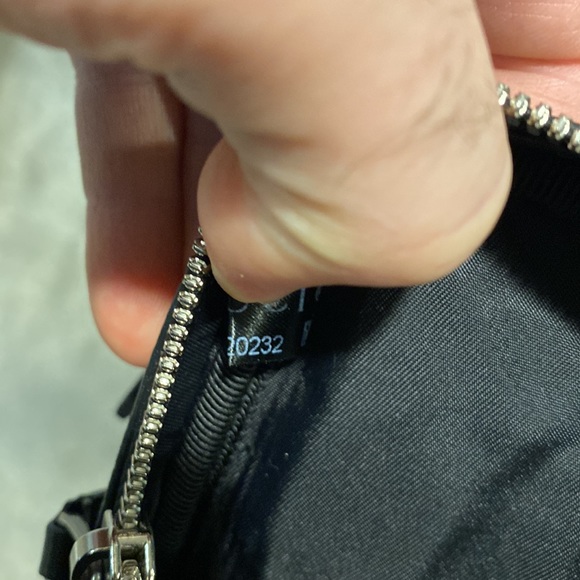 Gucci GG Supreme Web Belt Bag - Picture 13 of 13